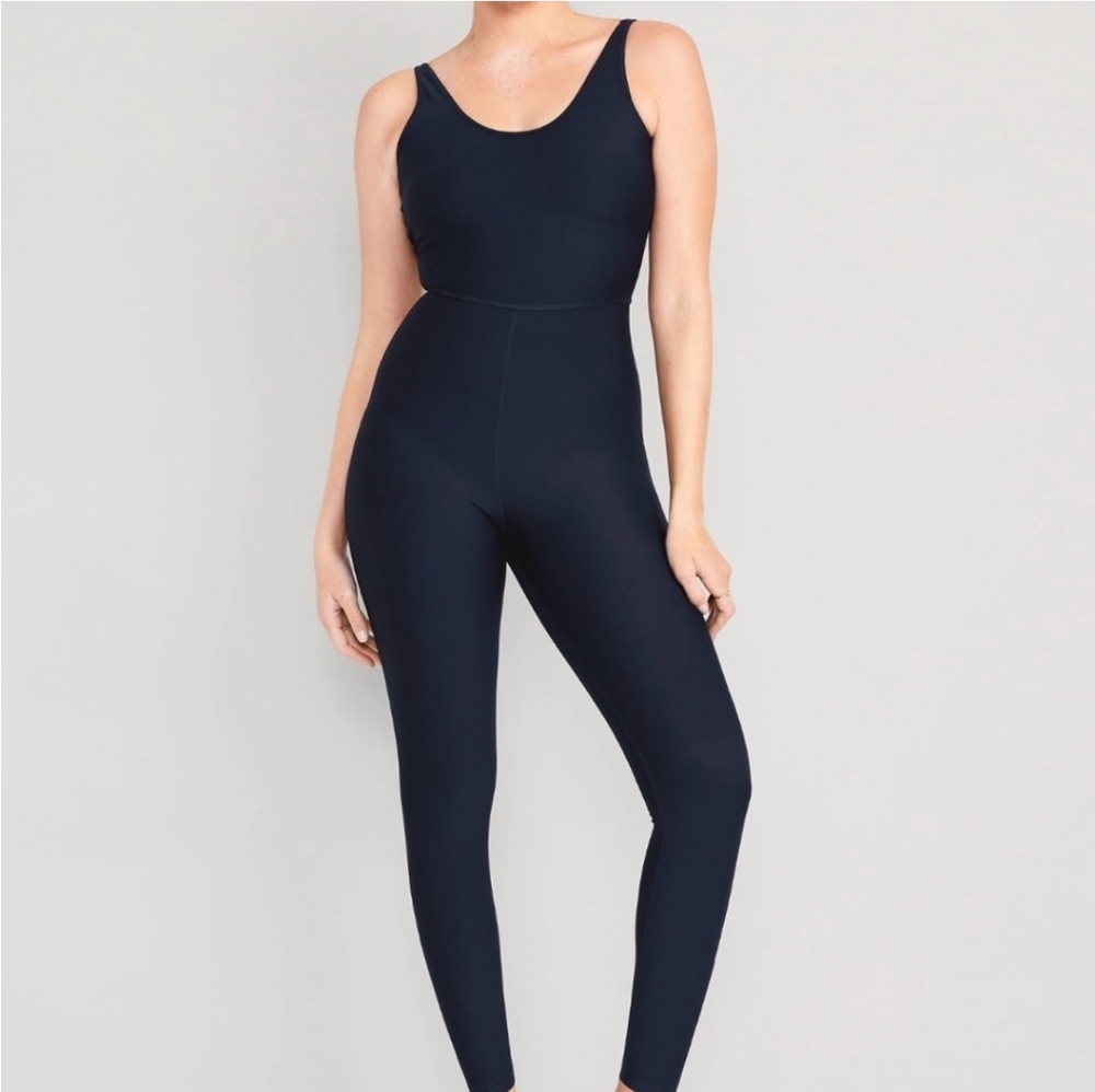 Old Navy Women's Navy Powersoft Jumpsuit